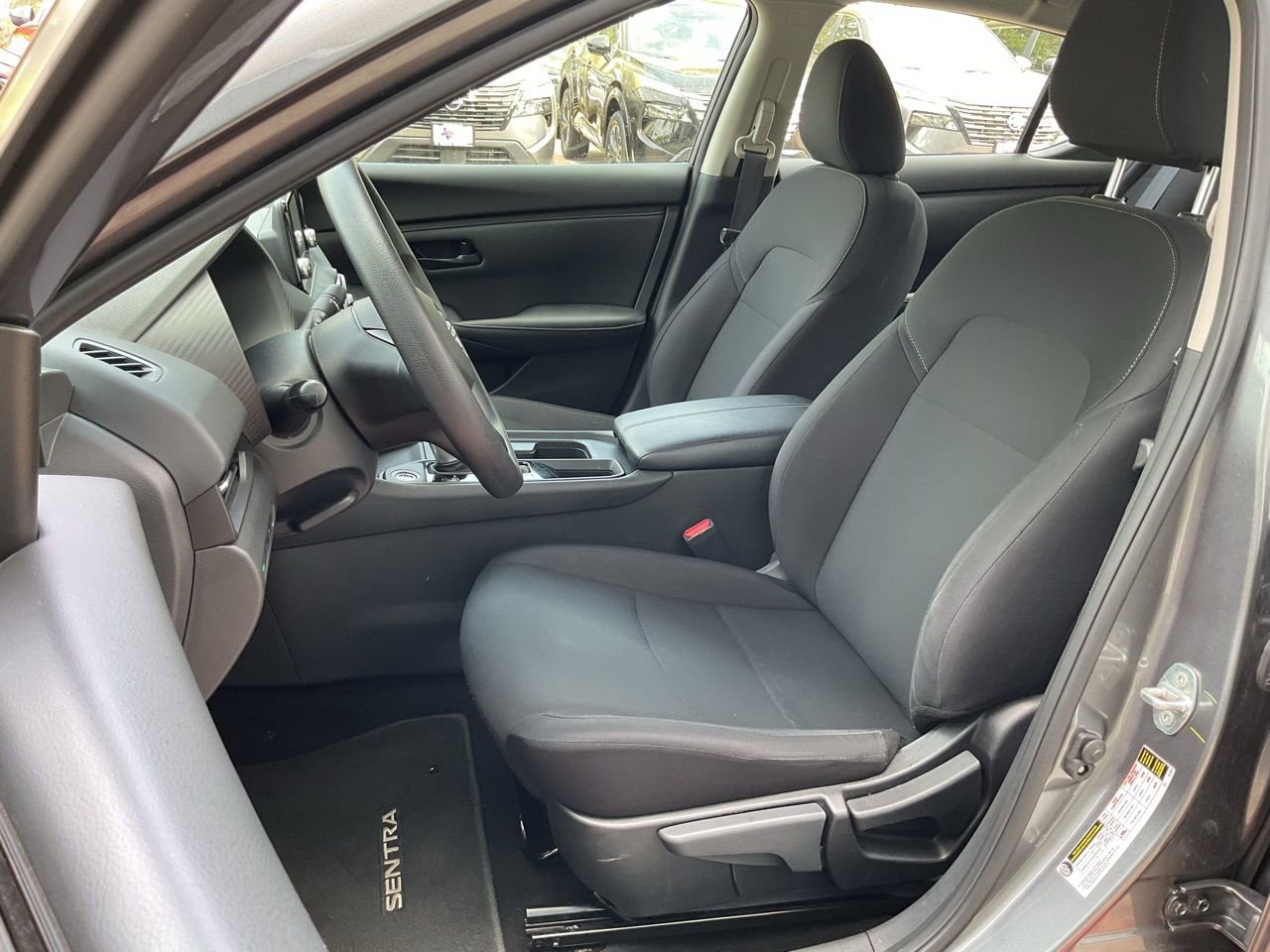 Used 2025 Nissan Sentra S image 14