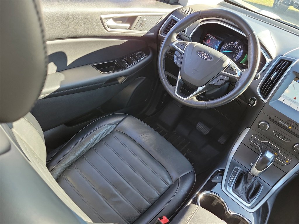 Used 2018 Ford Edge SEL w/ Equipment Group 201A image 33