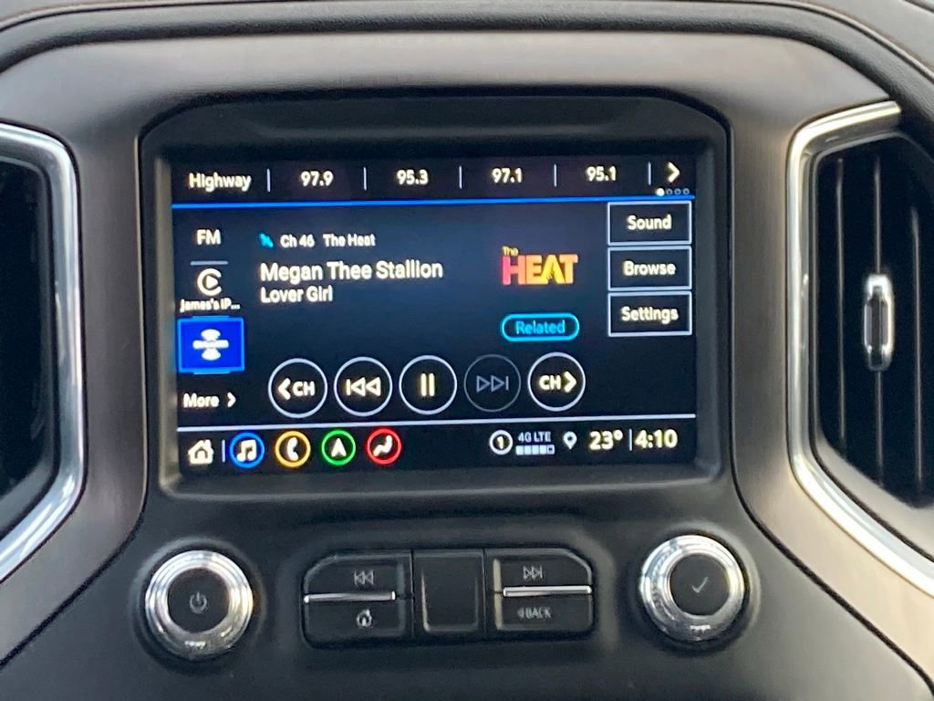 Used 2021 GMC Sierra 2500 AT4 w/ AT4 Preferred Package image 16