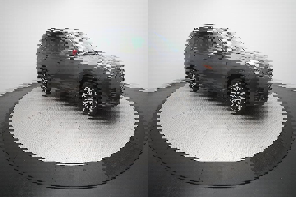 Used 2022 Subaru Forester Limited image 13