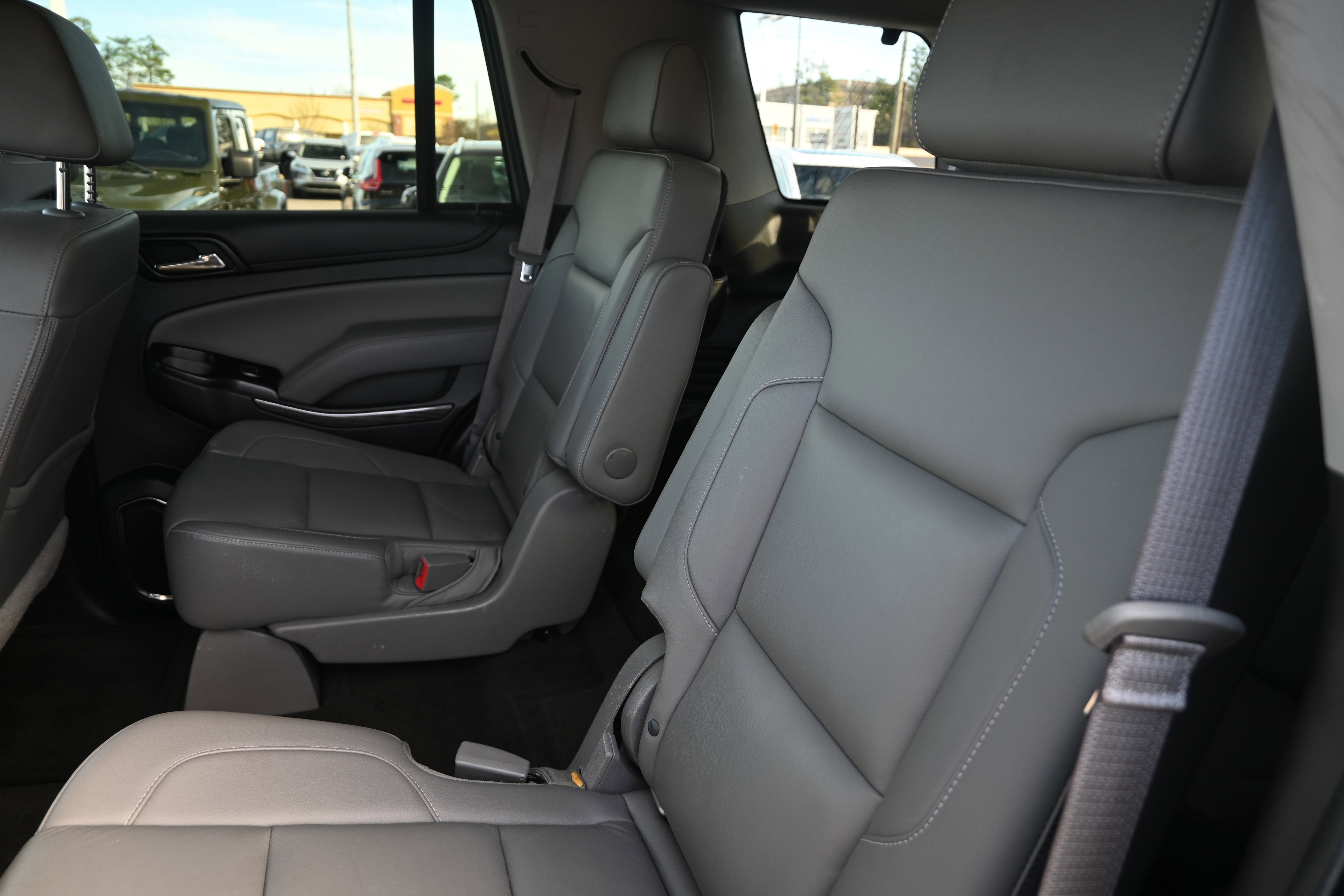 Used 2016 Chevrolet Tahoe LT image 8