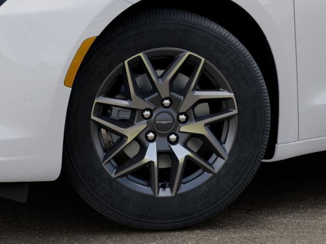 New 2027 Chrysler Pacifica Limited FWD image 11