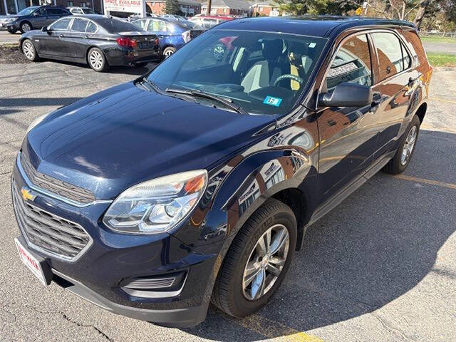 Used 2016 Chevrolet Equinox LS AWD/4WD image 3