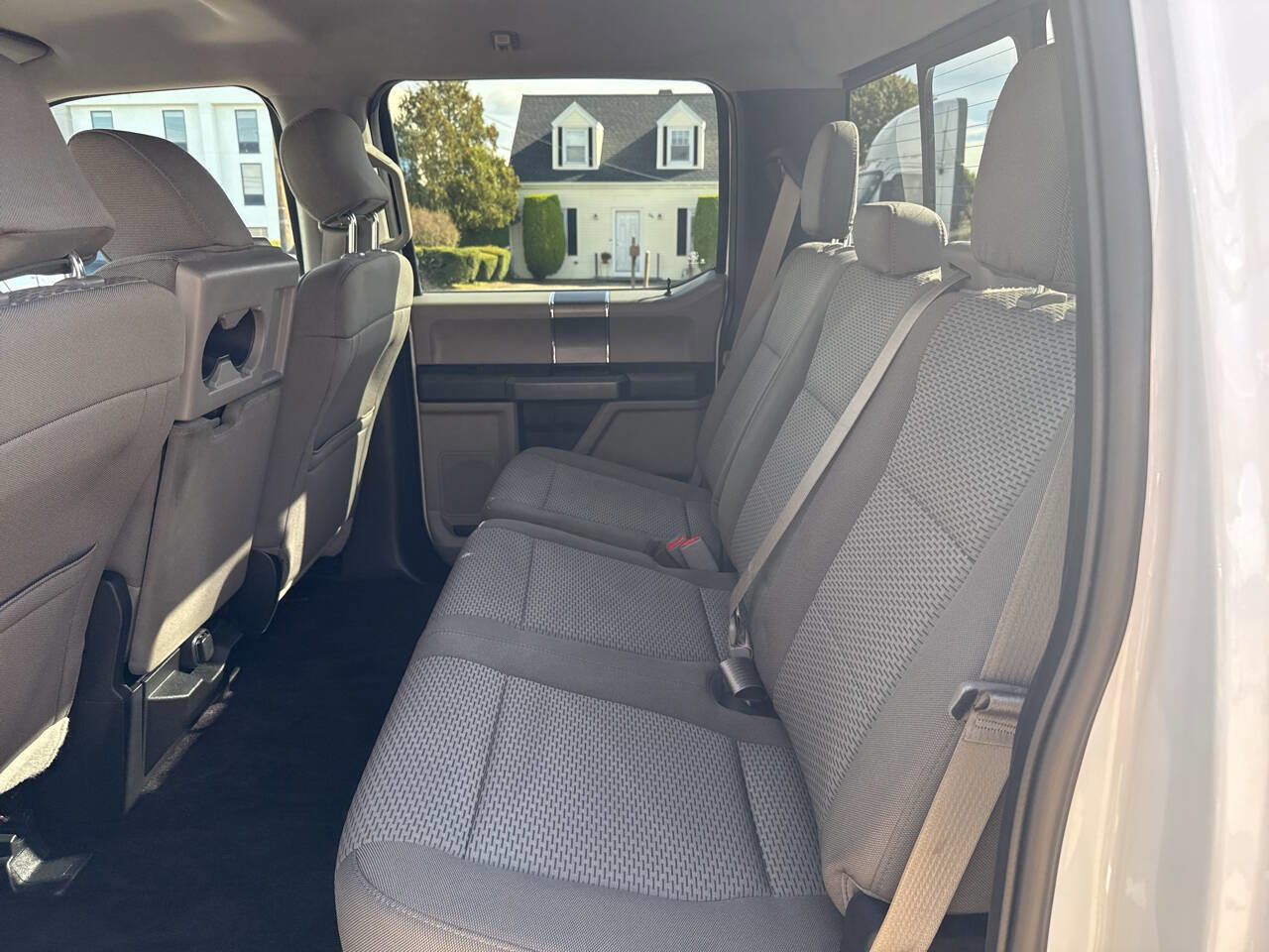 Used 2017 Ford F150 XLT w/ Equipment Group 302A Luxury image 10