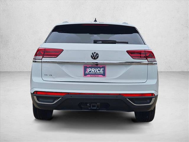 Used 2022 Volkswagen Atlas Cross Sport SE w/ Panoramic Sunroof Package FWD image 4