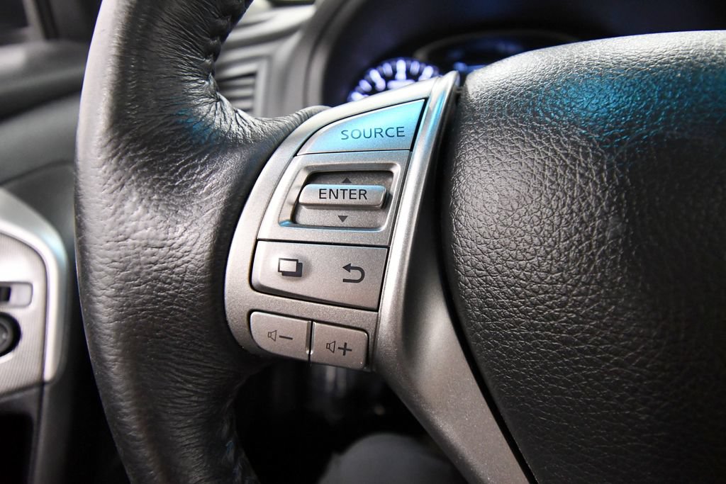 Used 2015 Nissan Altima 2.5 SL w/ Technology Package FWD image 21