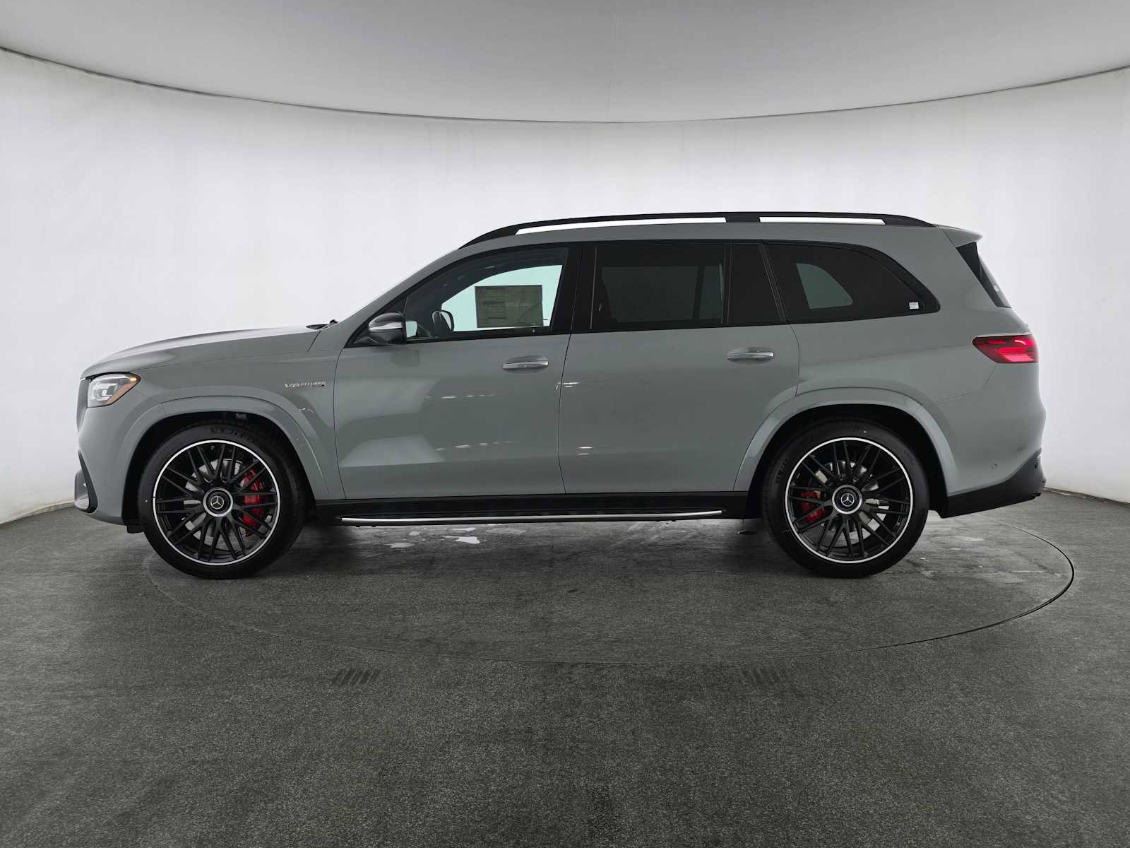 New 2026 Mercedes-Benz GLS 63 AMG 4MATIC image 6