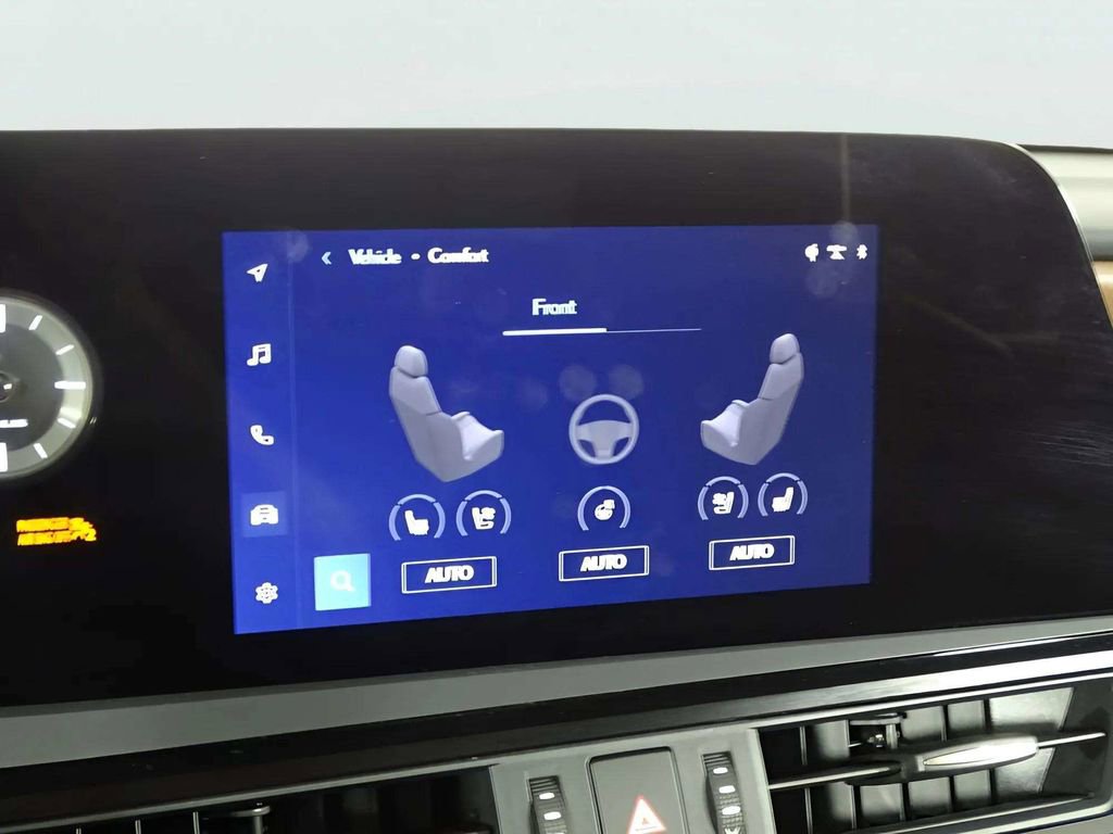 Used 2024 Lexus ES 350 w/ Premium Package image 21