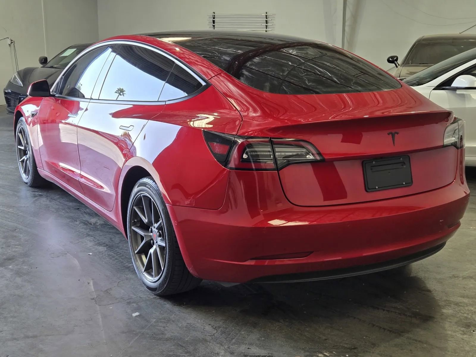 Used 2021 Tesla Model 3 Long Range AWD/4WD image 2