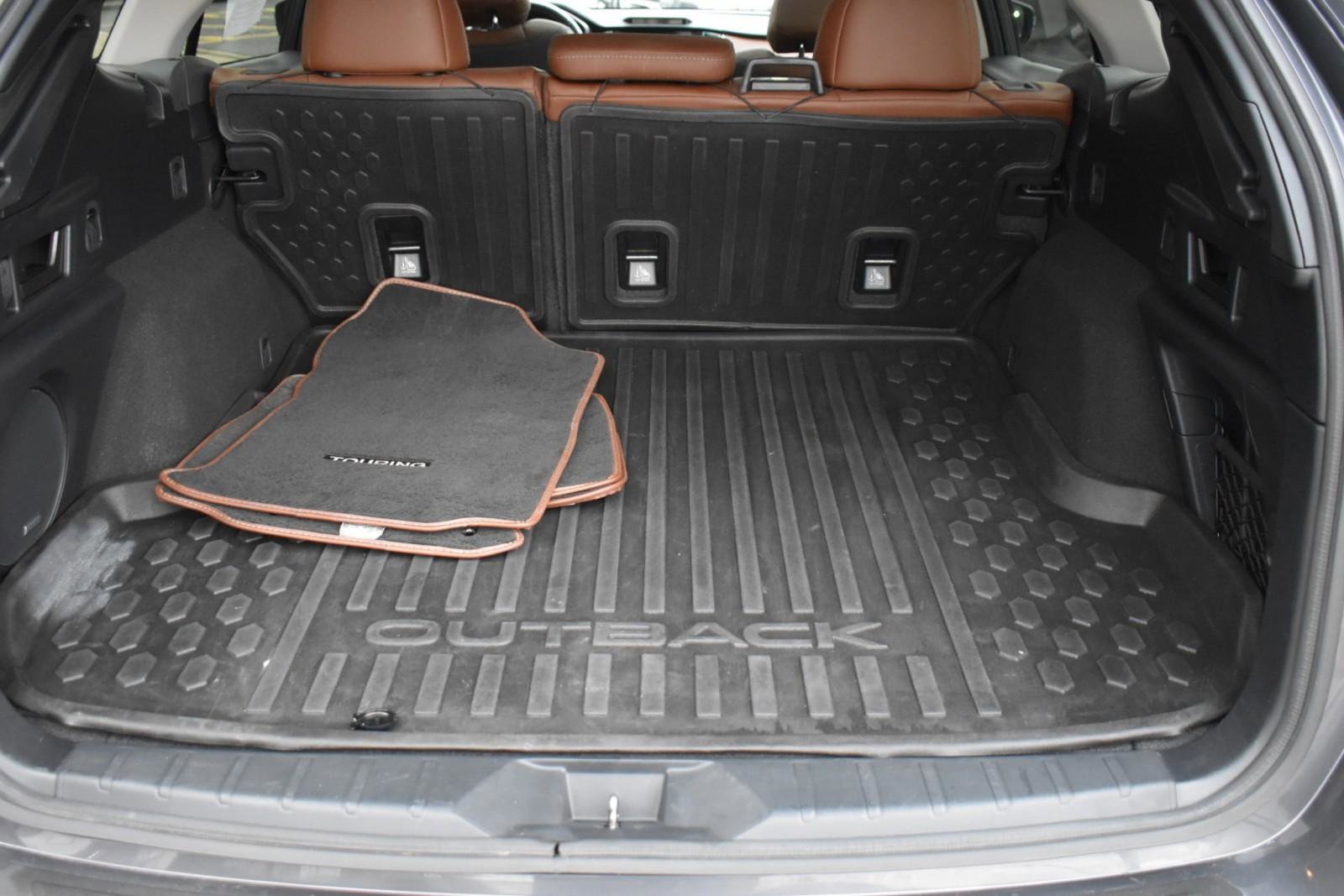 Used 2020 Subaru Outback Touring w/ Popular Package #2 image 47