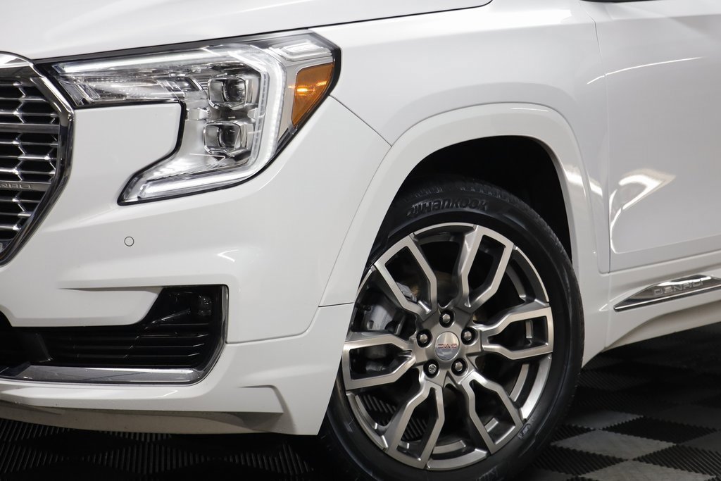 Certified 2022 GMC Terrain Denali w/ LPO, Floor Liner Package image 3