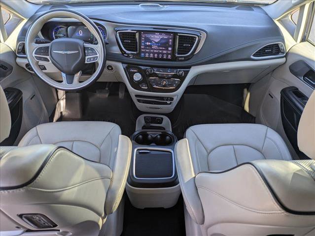 Used 2019 Chrysler Pacifica Limited w/ Advanced Safetytec Group image 19