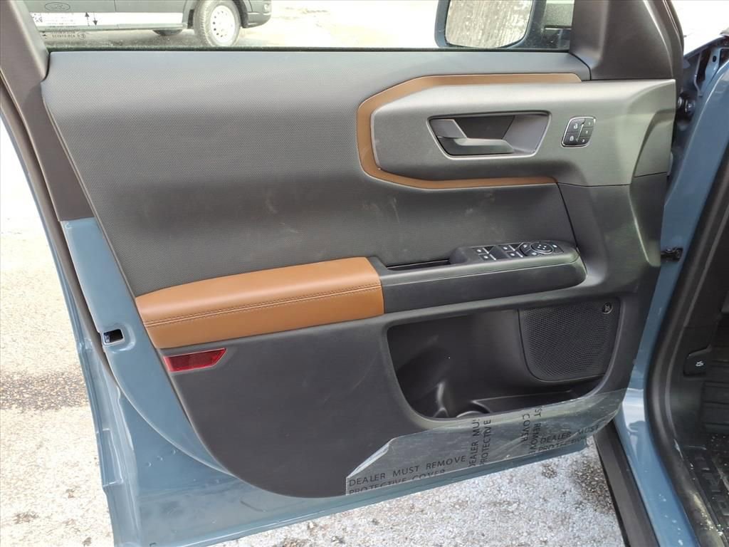 New 2025 Ford Bronco Sport Outer Banks w/ Sasquatch Outer Banks Package image 17