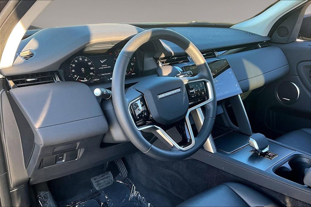 Certified 2024 Land Rover Discovery Sport S image 15