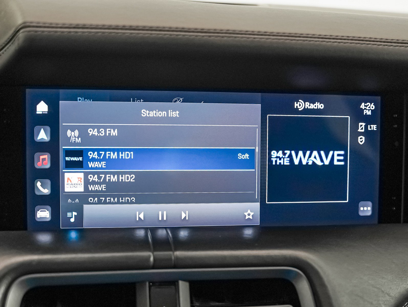 Certified 2020 Porsche Taycan Turbo image 19