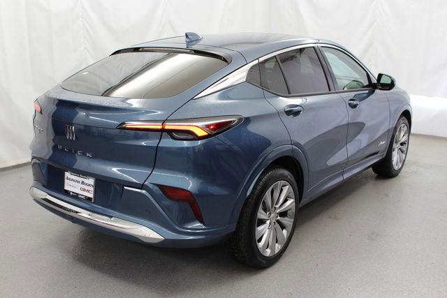 New 2025 Buick Envista Avenir FWD image 8