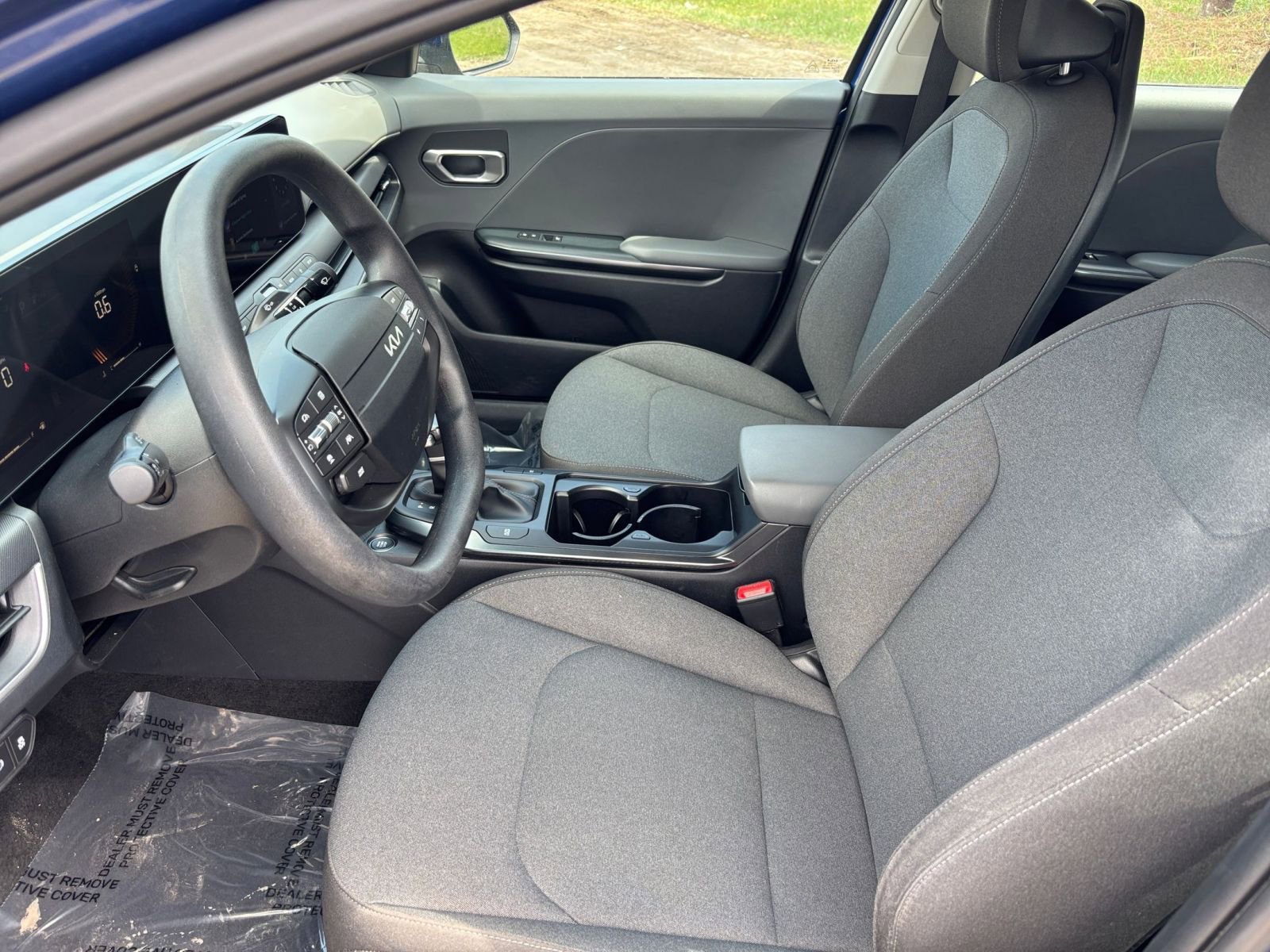 Used 2025 Kia K4 FWD image 27