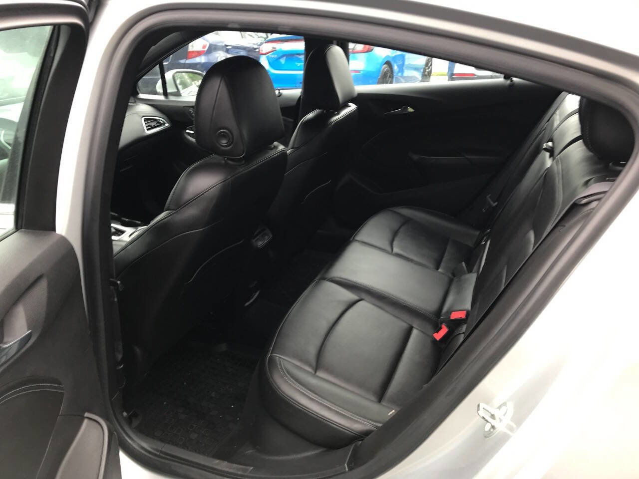 Used 2016 Chevrolet Cruze Premier FWD image 10