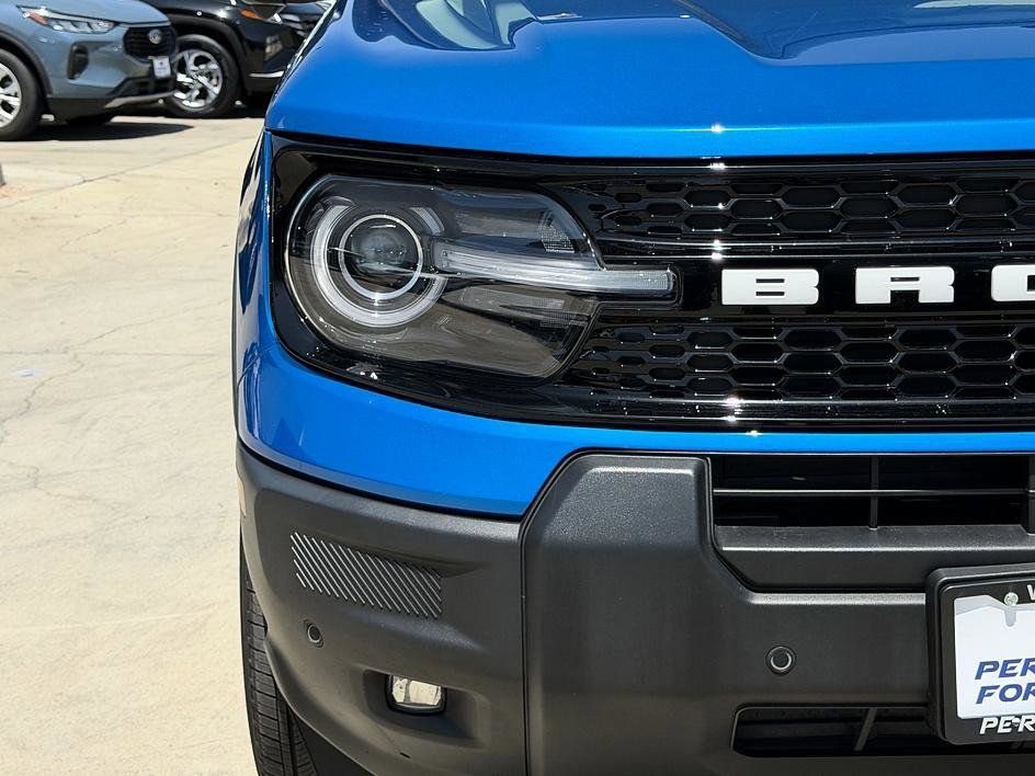 Used 2025 Ford Bronco Sport Outer Banks w/ Outer Banks Tech Package+ AWD/4WD image 12