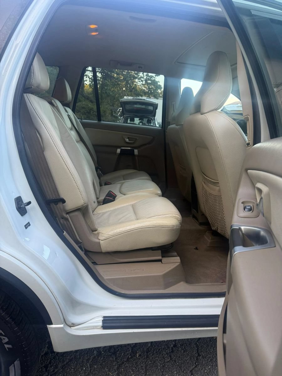 Used 2014 Volvo XC90 3.2 FWD image 22