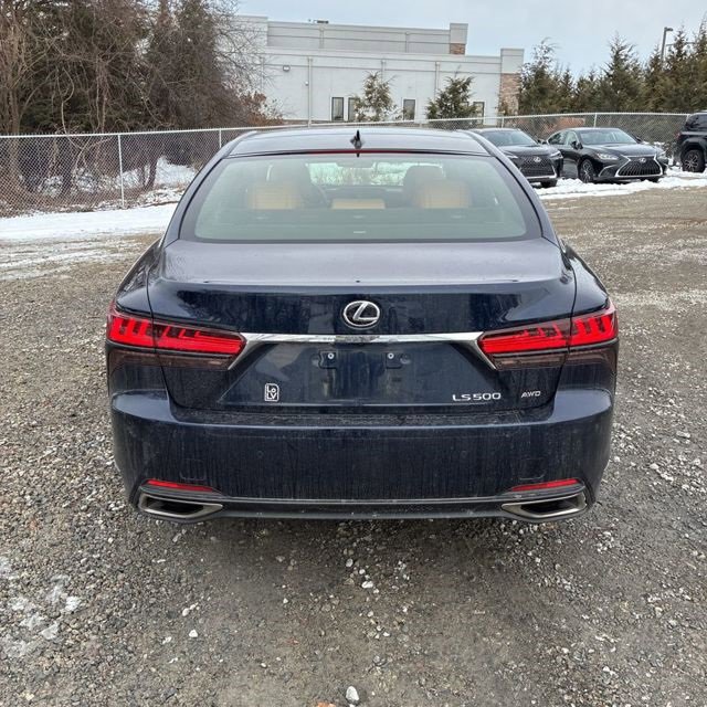 Used 2022 Lexus LS 500 AWD image 5