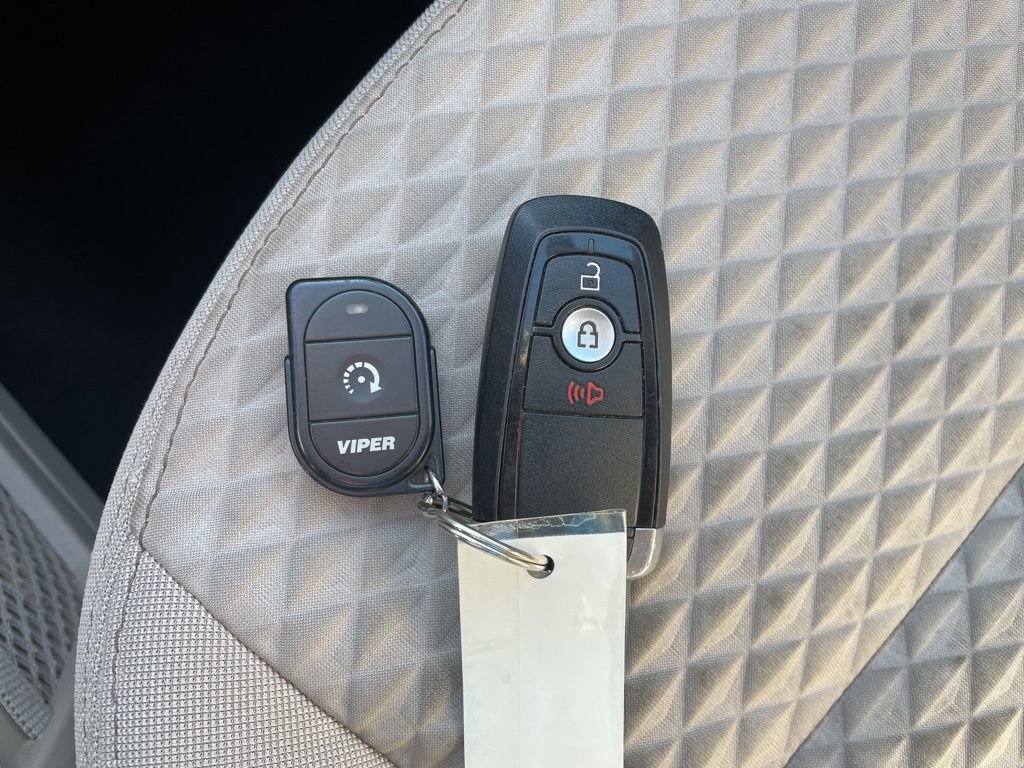 Used 2020 Ford Escape SE image 22