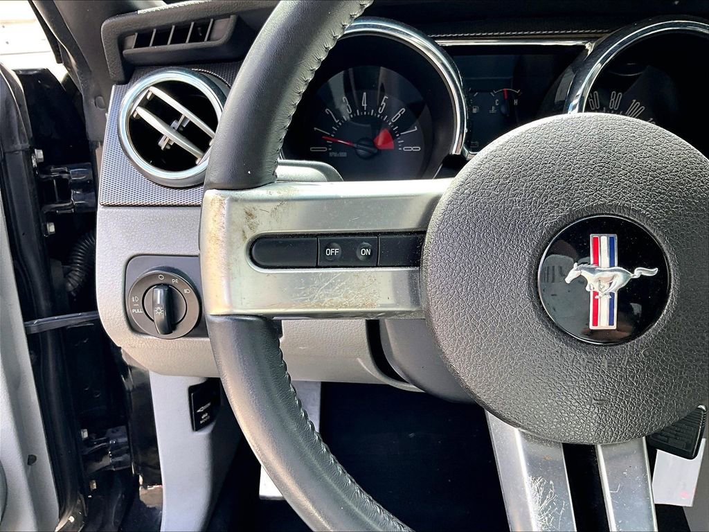 Used 2009 Ford Mustang GT Premium image 14