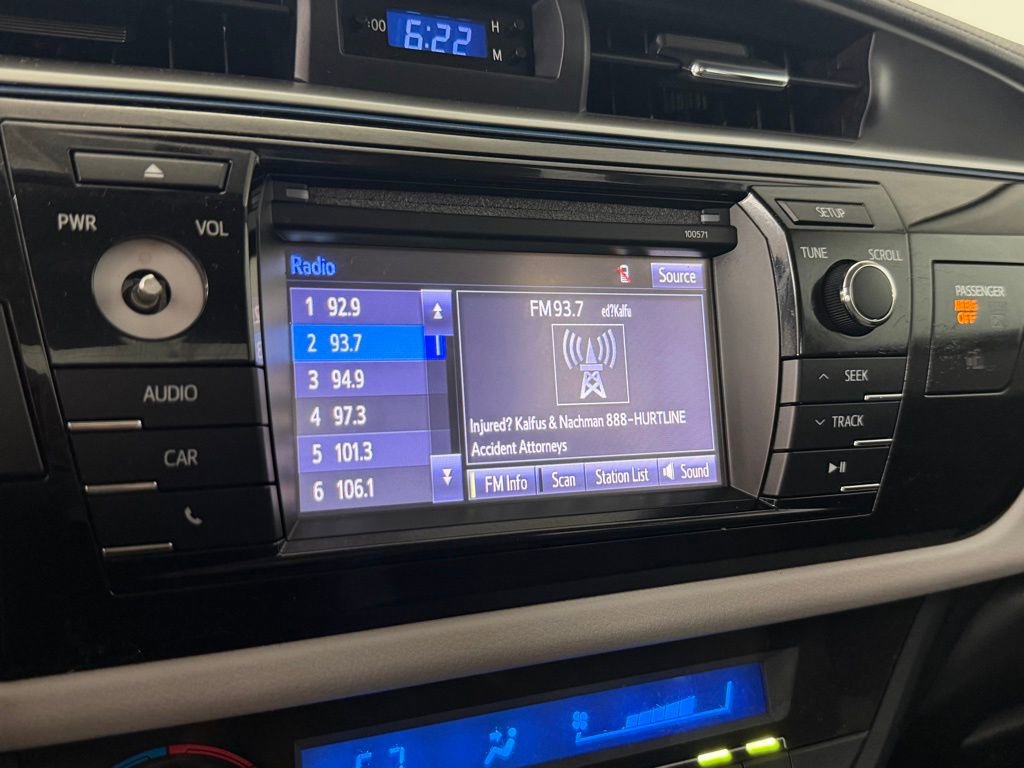 Used 2016 Toyota Corolla LE FWD image 20