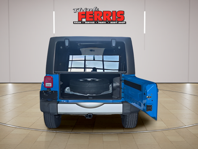 Used 2012 Jeep Wrangler Unlimited Sahara w/ Connectivity Group AWD/4WD image 5