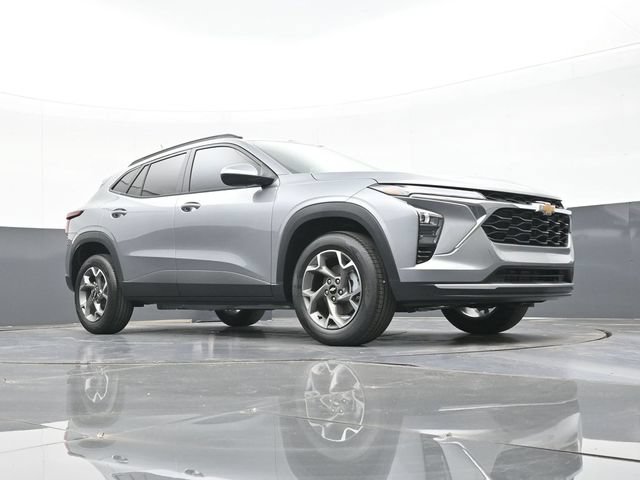 New 2026 Chevrolet Trax LT w/ Driver Confidence Package FWD image 44