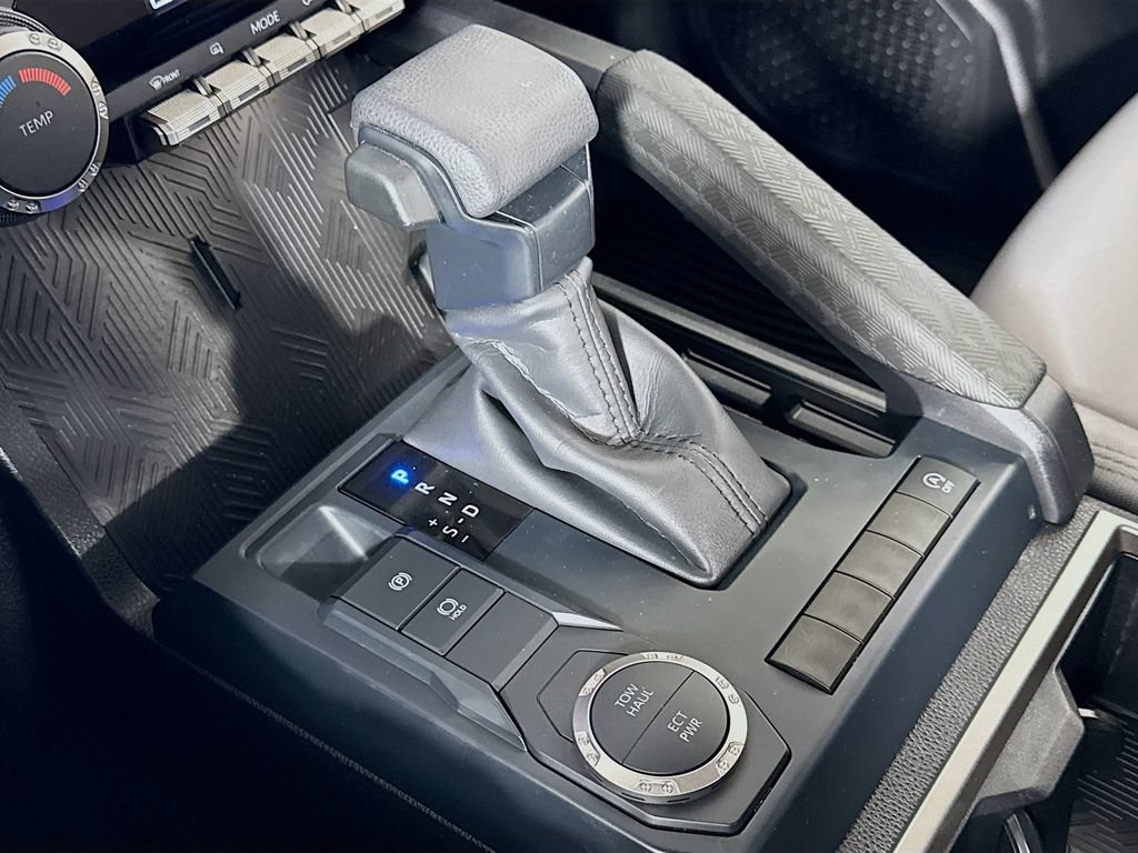 Used 2025 Toyota Tacoma SR5 RWD image 17