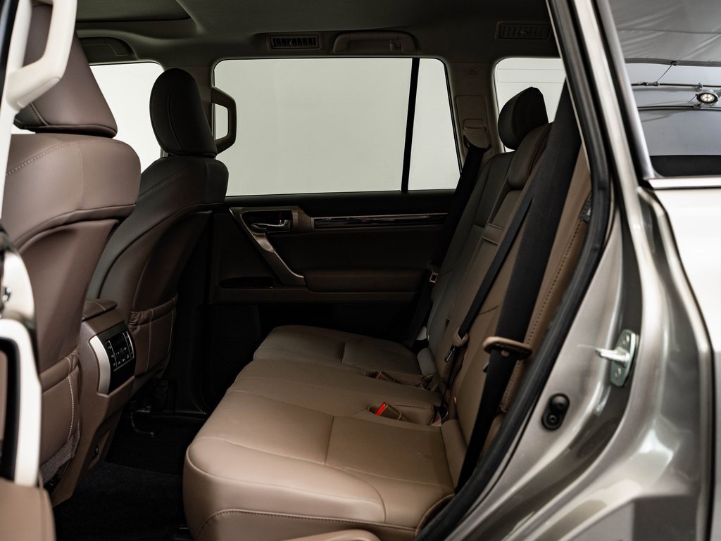 Certified 2020 Lexus GX 460 Premium w/ Premium Package image 43