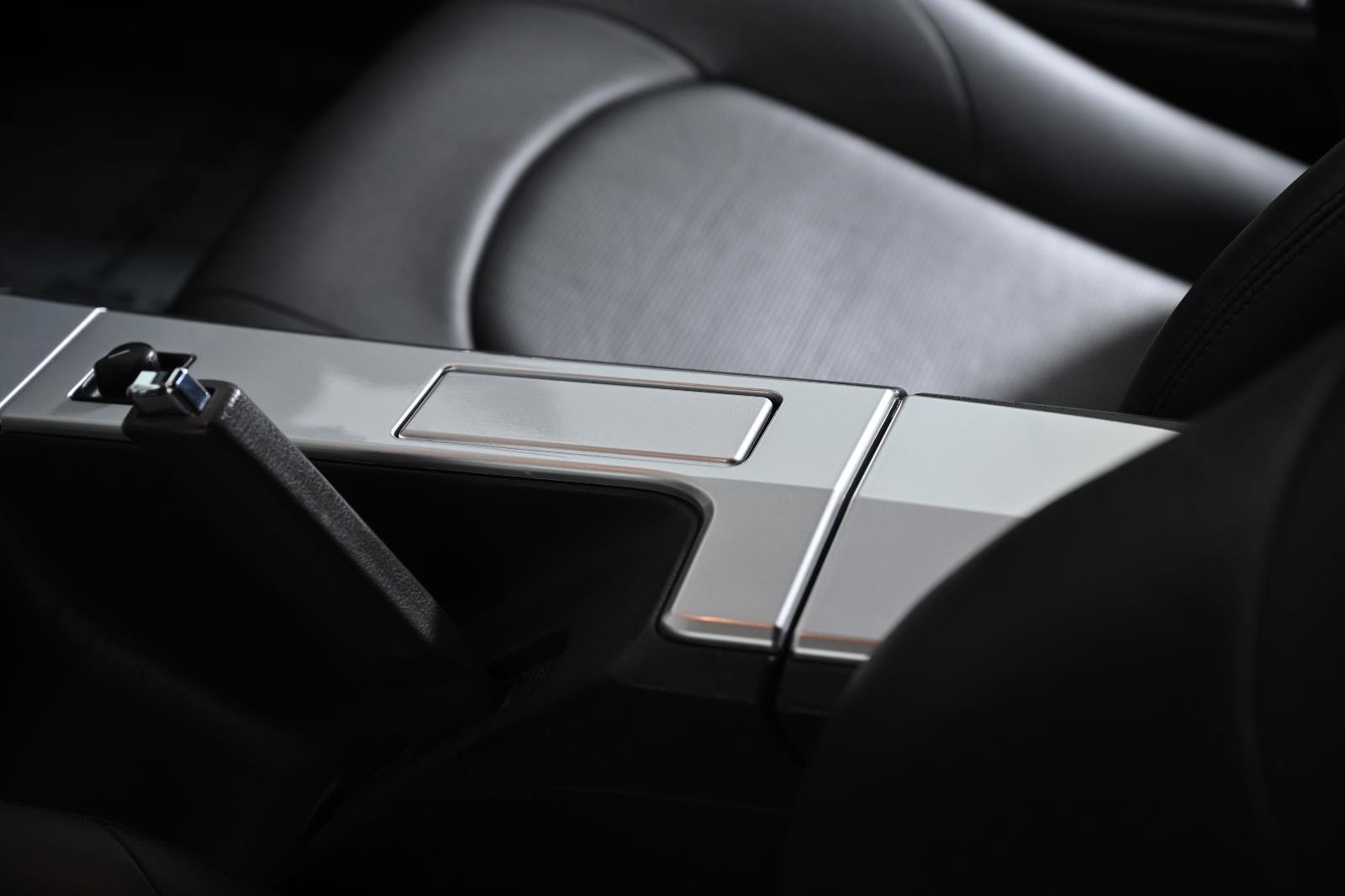 Used 2004 Chrysler Crossfire Coupe image 22