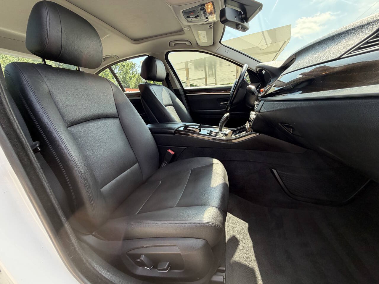 Used 2015 BMW 535i xDrive Sedan AWD/4WD image 7