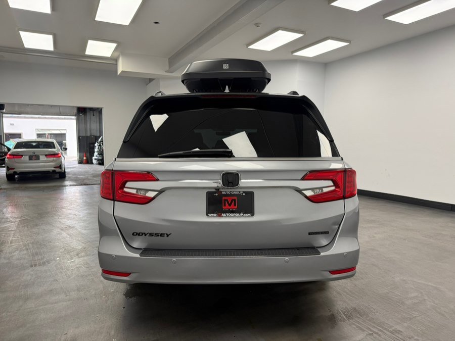 Used 2018 Honda Odyssey Touring image 8
