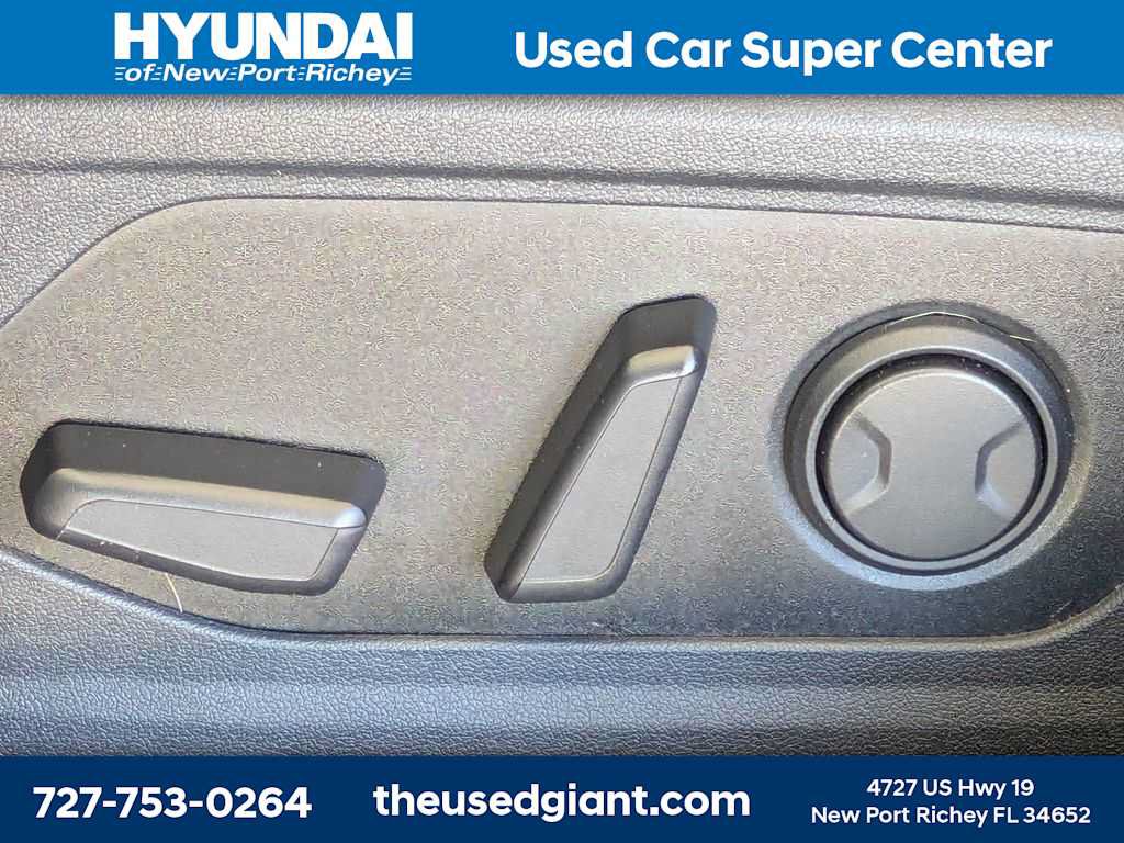 Certified 2023 Hyundai Elantra Limited w/ Cargo Package FWD image 20
