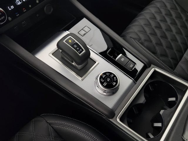 New 2026 Nissan Rogue Platinum AWD/4WD image 16