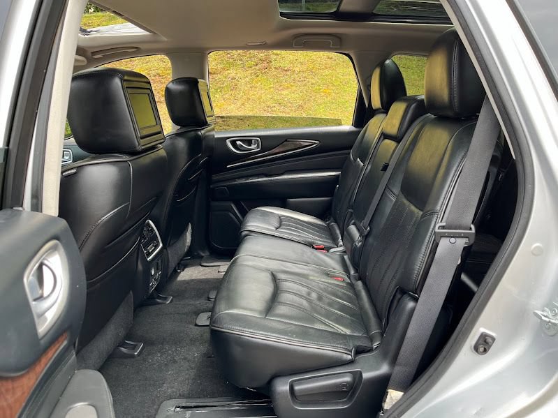 Used 2013 INFINITI JX35 AWD w/ Premium Pkg image 44