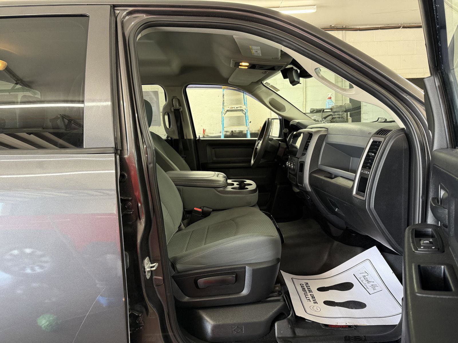 Used 2014 RAM 1500 Express AWD/4WD image 29