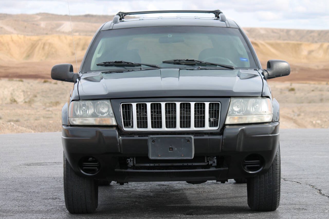 Used 2004 Jeep Grand Cherokee Laredo w/ Convenience Group AWD/4WD image 3