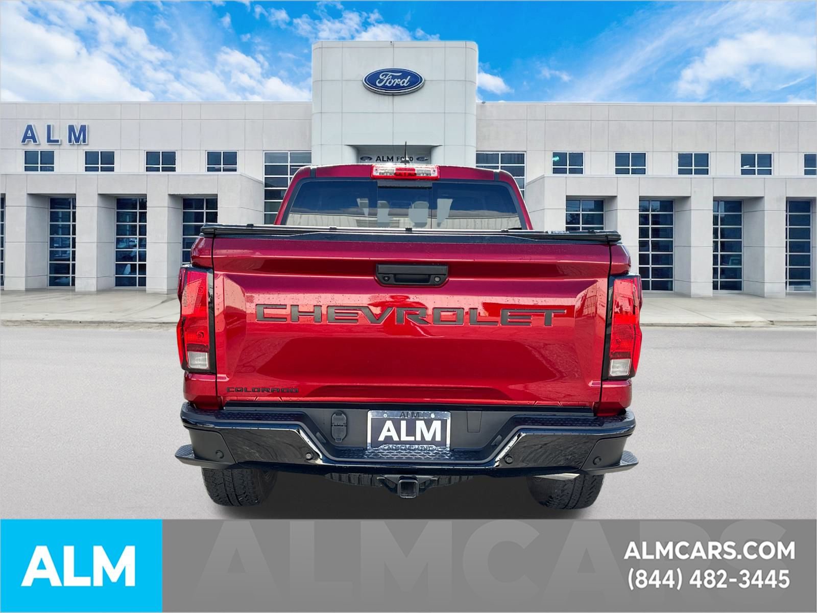 Used 2023 Chevrolet Colorado Trail Boss w/ Technology Package image 7