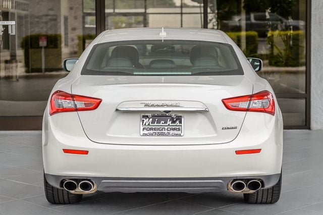 Used 2016 Maserati Ghibli RWD image 8