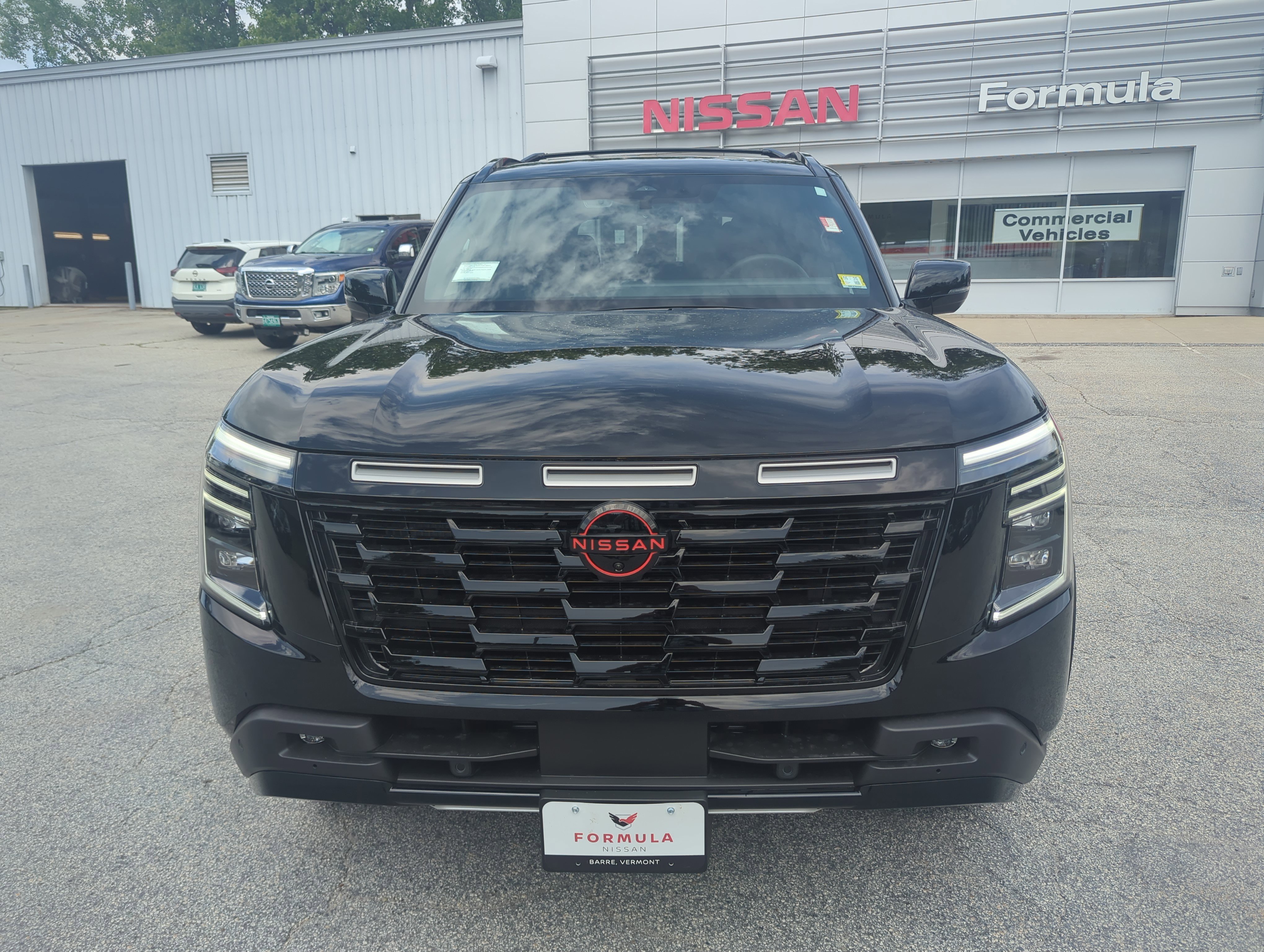 New 2025 Nissan Armada PRO-4X w/ Pro-4X Premium Package image 8