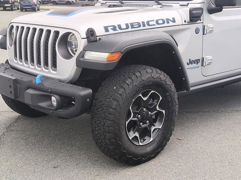 Used 2022 Jeep Wrangler Unlimited Rubicon 4xe w/ Steel Bumper Group AWD/4WD image 9