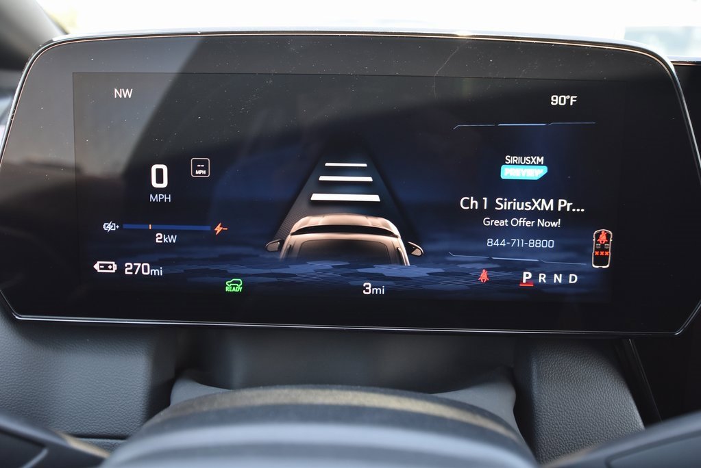 New 2025 Chevrolet Equinox EV LT image 13