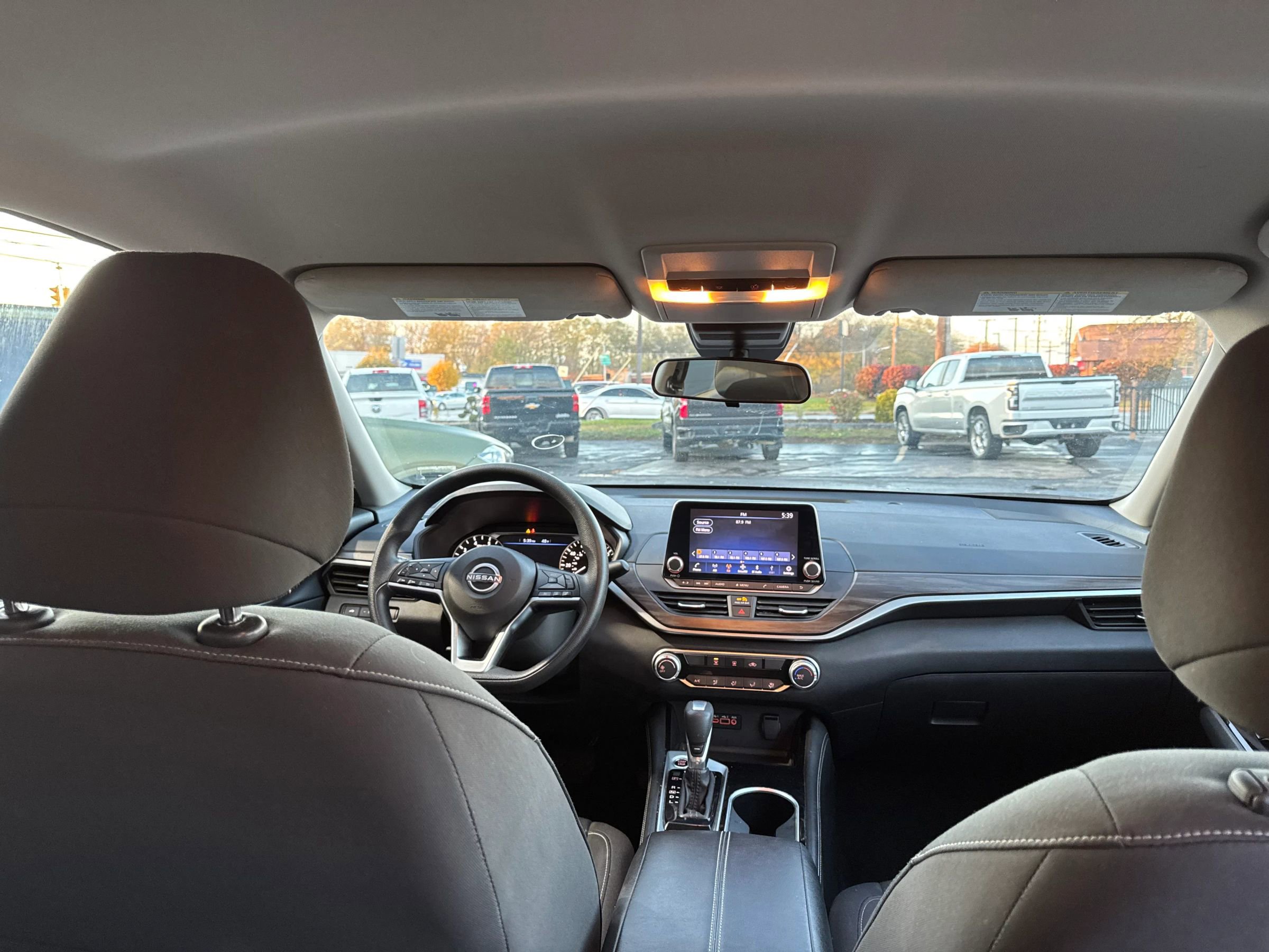 Used 2023 Nissan Altima 2.5 SV image 13