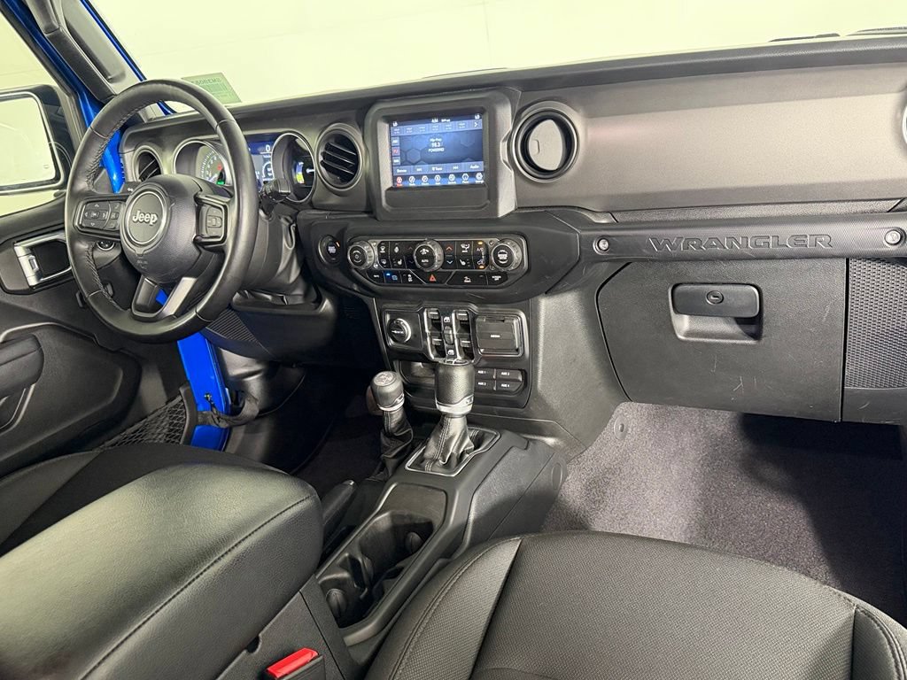 Used 2023 Jeep Wrangler Unlimited w/ Cold Weather Group AWD/4WD image 20