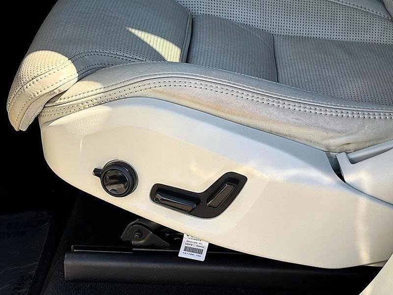 Used 2023 Volvo XC90 B6 Ultimate image 17