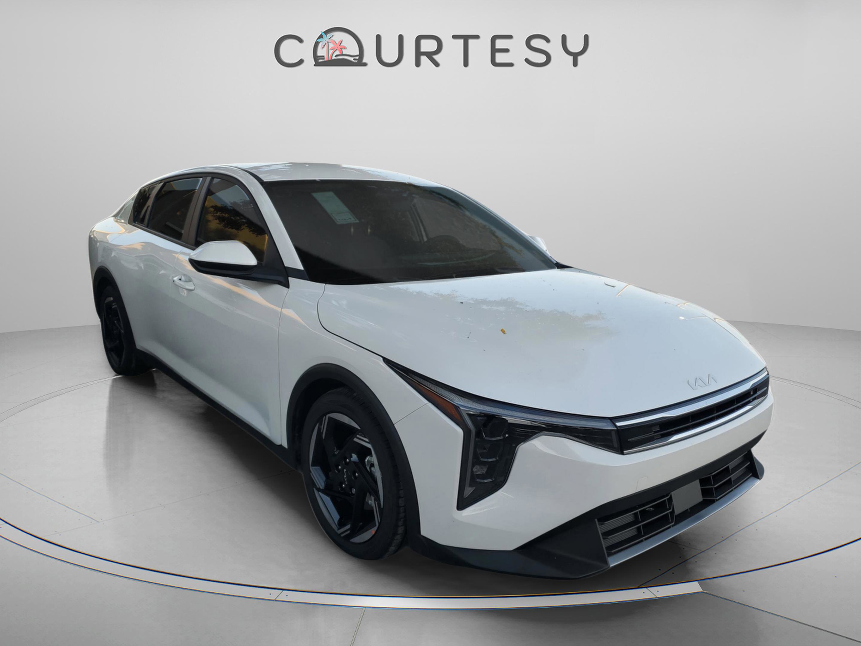 New 2025 Kia K4 EX image 5
