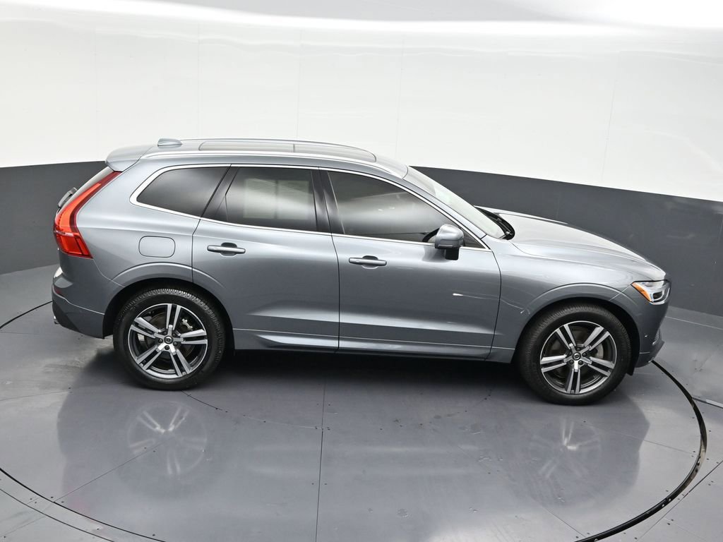 Used 2019 Volvo XC60 T8 Momentum w/ Premium Package image 19